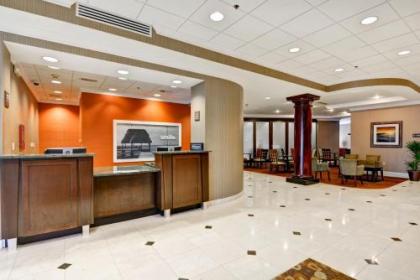 Hampton Inn Charleston North - image 4