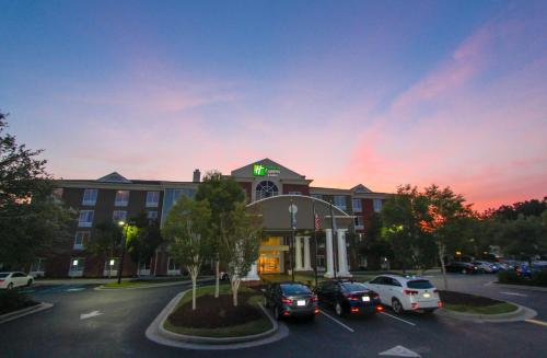 Holiday Inn Express Hotel & Suites Charleston - North an IHG Hotel - main image