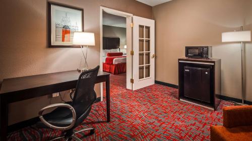 Best Western Airport Inn & Suites - image 5