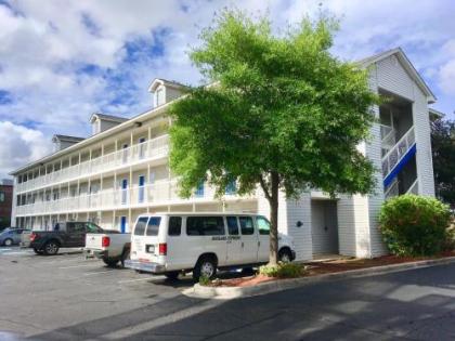 InTown Suites Extended Stay Charleston SC - Rivers Ave - image 2