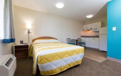 InTown Suites Extended Stay North Charleston SC - North Arco - image 3