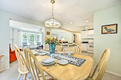 Cozy Home Less Than 2 Mi to Cranmore and North Conway Shops! - image 7