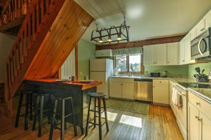 2BR and Loft North Creek Cottage in the Adirondacks! - image 15