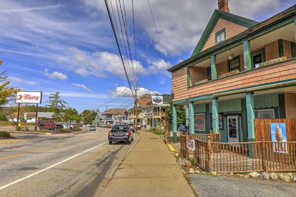 2BR and Loft North Creek Cottage in the Adirondacks! - image 6