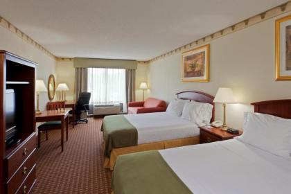 Holiday Inn Express Hotel & Suites-North East an IHG Hotel - image 11