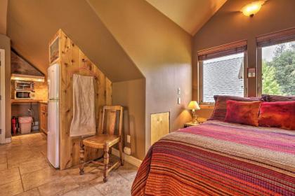 Romantic Yosemite and Bass Lake Retreat with Mtn Views! - image 7