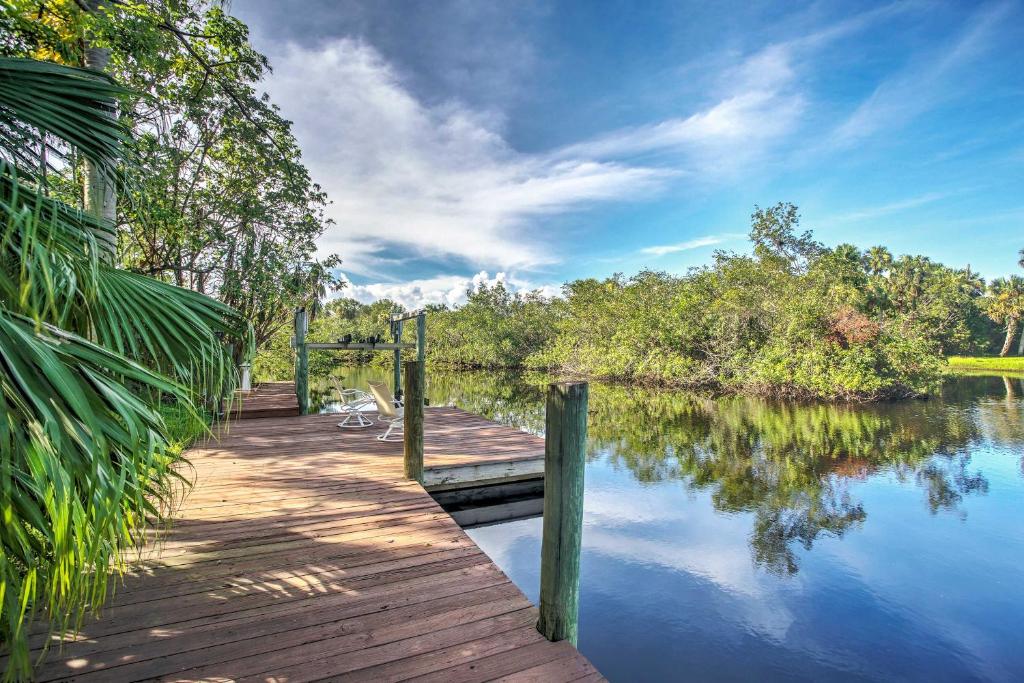 North Fort Myers House on Canal - Pool and Dock! - image 2