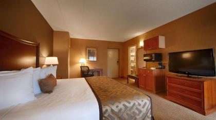 Best Western Plus North Haven Hotel - image 15