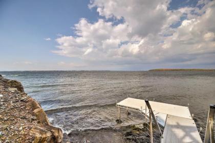 Lake Champlain Cottage with Kayak and Private Dock - image 5