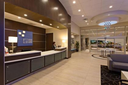 Holiday Inn Express North Hollywood - Burbank Area an IHG Hotel - image 10