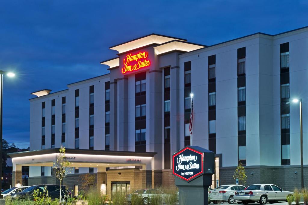 Hampton Inn & Suites North Huntingdon-Irwin PA - main image