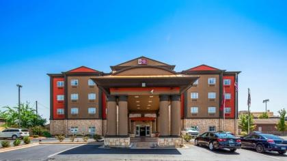 Best Western Plus JFK Inn & Suites - image 8