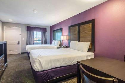 Econo Lodge Inn & Suites North Little Rock - image 9