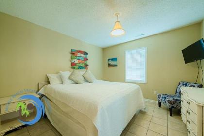 Cherry Grove Beach Bungalow #3 - image 3