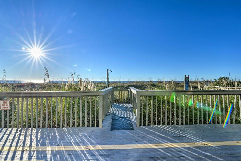 Oceanfront Condo with Deck and Beach Access! - main image
