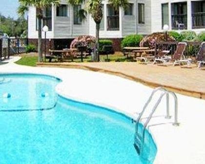 Charming Oceanfront Resort in North Myrtle Beach - image 3