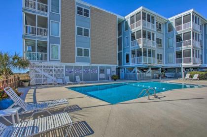 Cozy Beachfront Condo with Pool Access and Views! - image 4