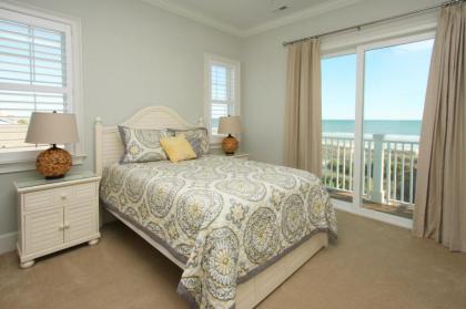 Beach House - image 9