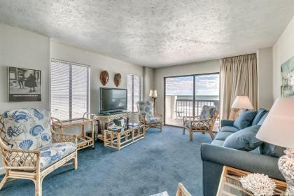 Crescent tower I 301   3rd floor beach chic corner unit with an outdoor pool and Wifi North myrtle Beach