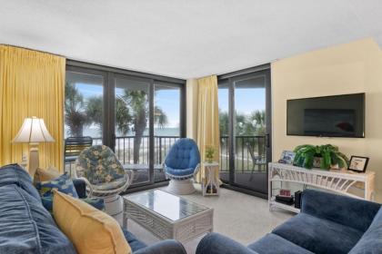 Crescent Sands CB K2 - Oceanfront 2nd floor unit with an outdoor pool and a sundeck with free Wifi