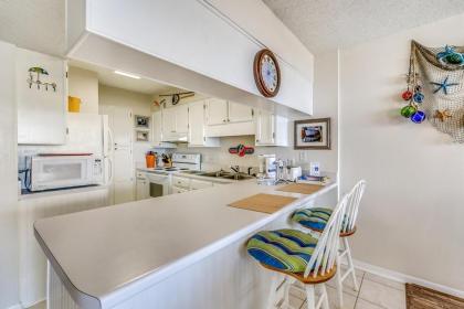 Crescent Sands WH G1 - Bright beach condo with oceanfront with pool and picnic area - image 7