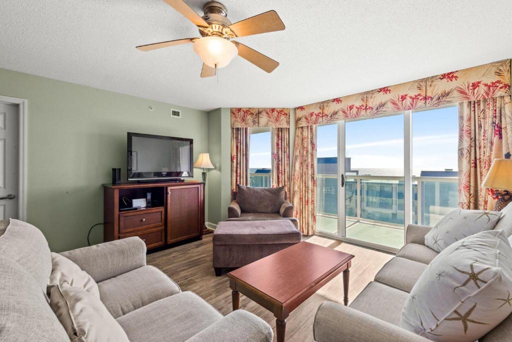 Malibu Pointe 904 - A comfortable 3 bedroom and 3 bathroom condo in North Myrtle - main image