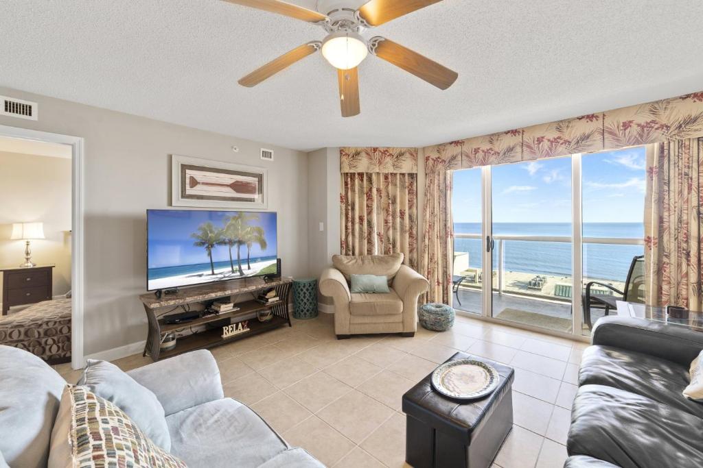 Malibu Pointe 1204 - Beautifully decorated 3 bedroom condo in Malibu Pointe - main image