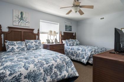 Malibu Pointe 1101 - Attractively furnished 4 bedroom and 4 bathroom condo in Malibu Pointe - image 11