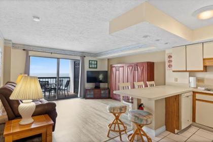 Crescent Tower I 602 - Oceanfront 6th floor condo with a murphy bed and an outdoor pool - image 6