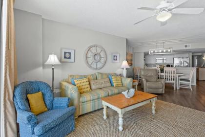 Ocean Bay Club 807 - Naturally beautiful unit with a recliner and indoor pool - image 3