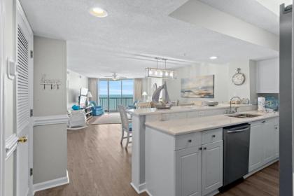 Ocean Bay Club 807 - Naturally beautiful unit with a recliner and indoor pool - image 7