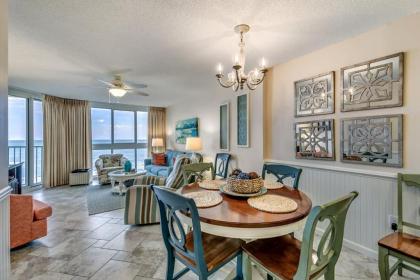 Pinnacle 405 - Updated oceanfront condo with a large soaking tub and a sundeck - image 12