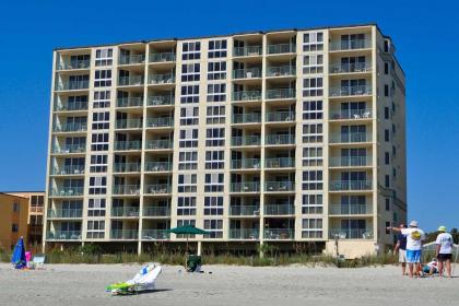 Pinnacle 405 - Updated oceanfront condo with a large soaking tub and a sundeck - image 18