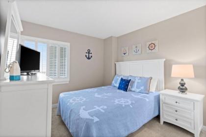 Ocean Creek C10 - 3 Bedroom condo with access to volleyball court and restaurant plus pools - image 16