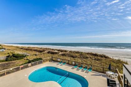 Waterpointe II 801 - Corner unit with a whirlpool tub and indoor and outdoor pool - image 14