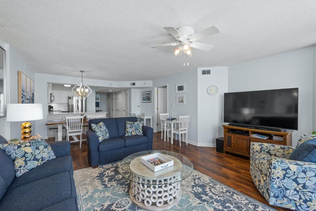 Windy Hill Dunes 1302 - Elegant oceanfront condo with hardwood floors and a lazy river - image 2