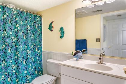 Windy Hill Dunes 1304 - Beach themed oceanfront condo with a lazy river and BBQ grill - image 13