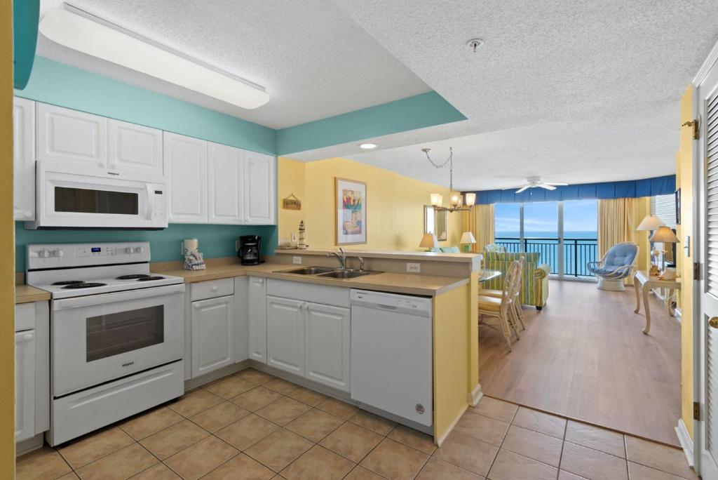 Windy Hill Dunes 1305 - Tropical oceanfront spacious condo with an outdoor pool - image 5