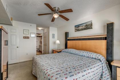 Windy Hill Dunes 1402 - Beautiful oceanfront condo with a recliner and a lazy river - image 9