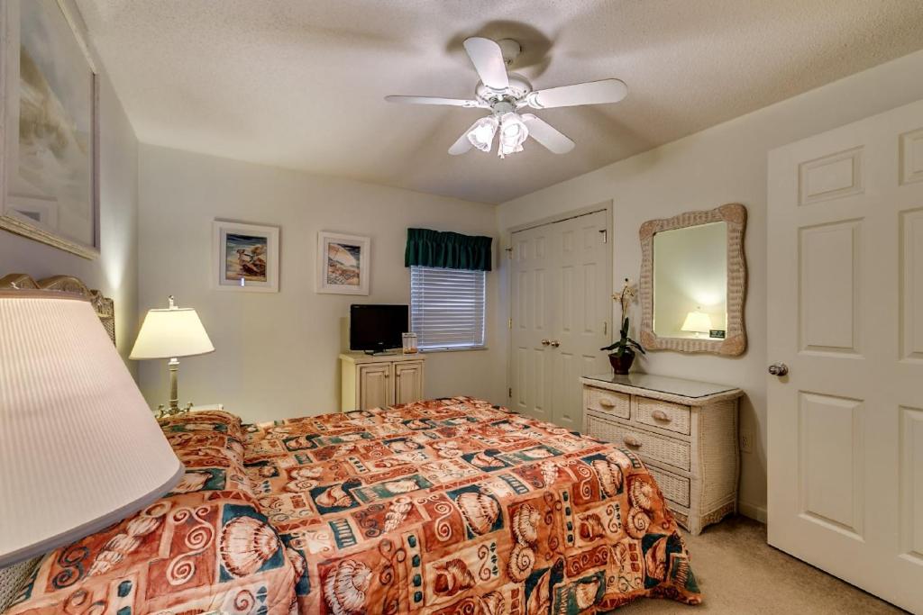 Windy Hill Dunes 1303 - Comfortable oceanfront condo with free Wifi and a lazy river - image 5