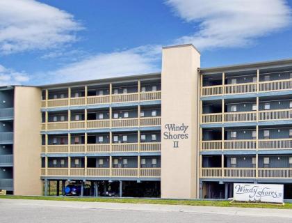 Myrtle Beach Condo Overlooking Grand Strand - Two Bedroom Condo #1 - image 7