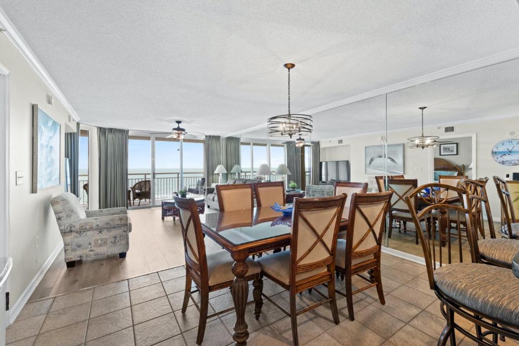 South Shore 702 - Spacious condo with a gorgeous ocean front view - image 4