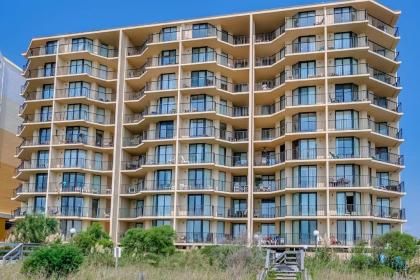 Summit 3B - Wonderful 3rd floor oceanfront condo with access to an outdoor pool - image 2