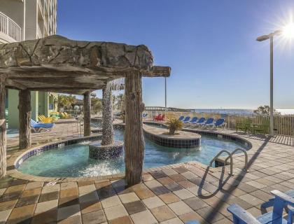 Beauty and Comfort at Cherry Grove Beach Condo - One Bedroom #1 - image 6