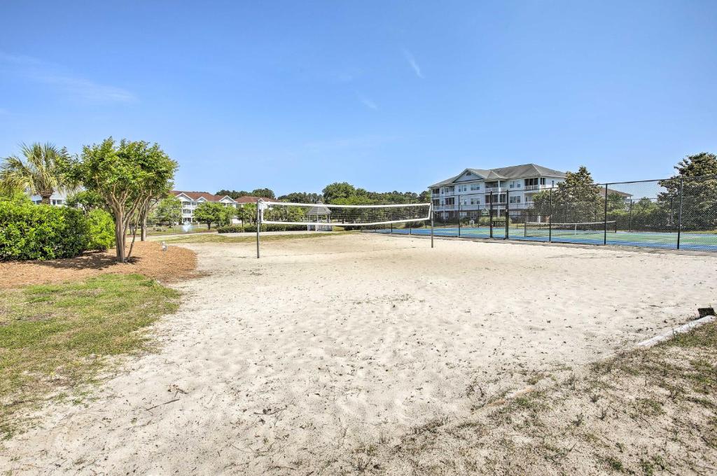 North Myrtle Beach Condo with Private Balcony! - image 3