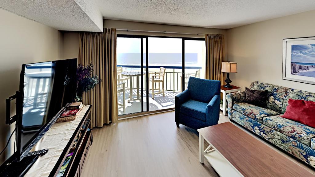 Oceans 504 2BR 2BA Oceanfront Condo - image 2