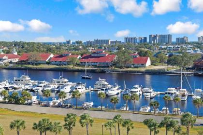 Yacht Club 1 301 Balcony studio waterway view - image 4