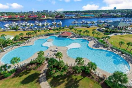 Yacht Club 1 301 Balcony studio waterway view - image 8