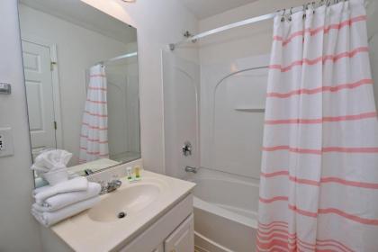 Barefoot Resort Havens 3 br Townhouse - image 15