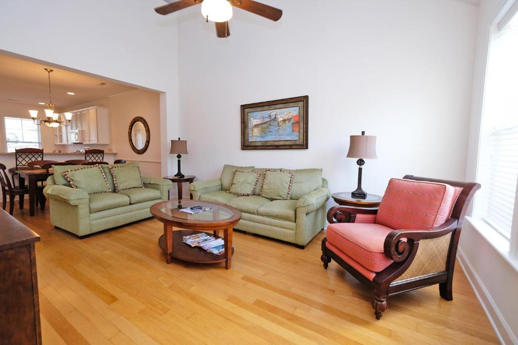 Barefoot Resort Havens 3 br Townhouse - image 2